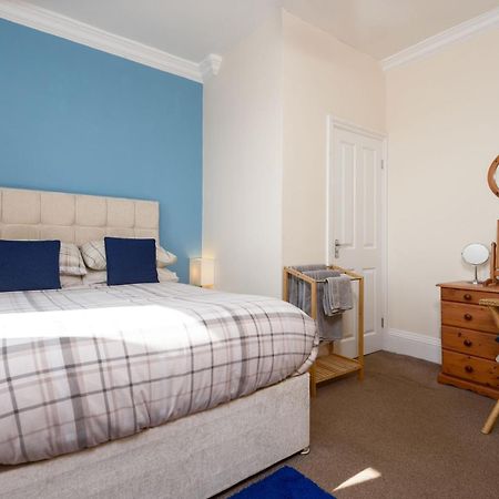 The Whitby Prospect, 2 Bed Apartment With Stunning Views, 2 Mins From Beach Zewnętrze zdjęcie